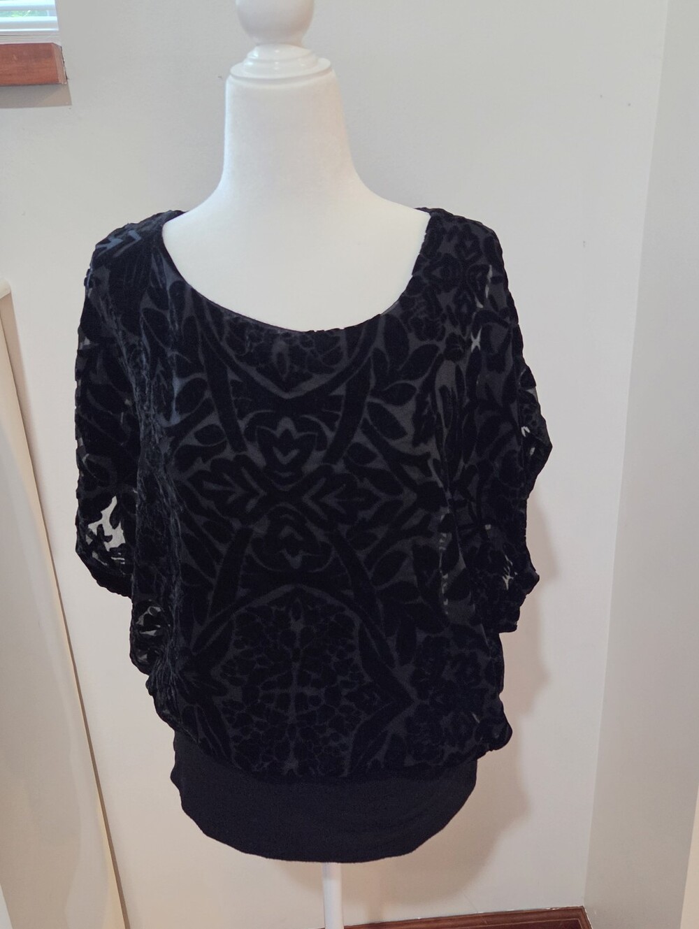 vintage 90s Joseph A. black velvet floral whimsigoth oversized goth top | M READ
